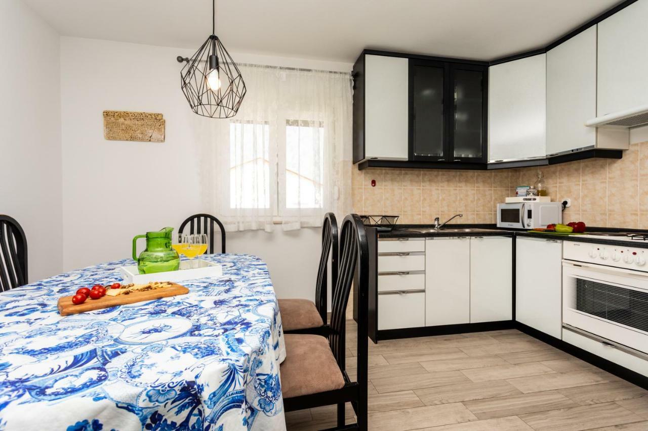 באסקה Apartments Marija מראה חיצוני תמונה