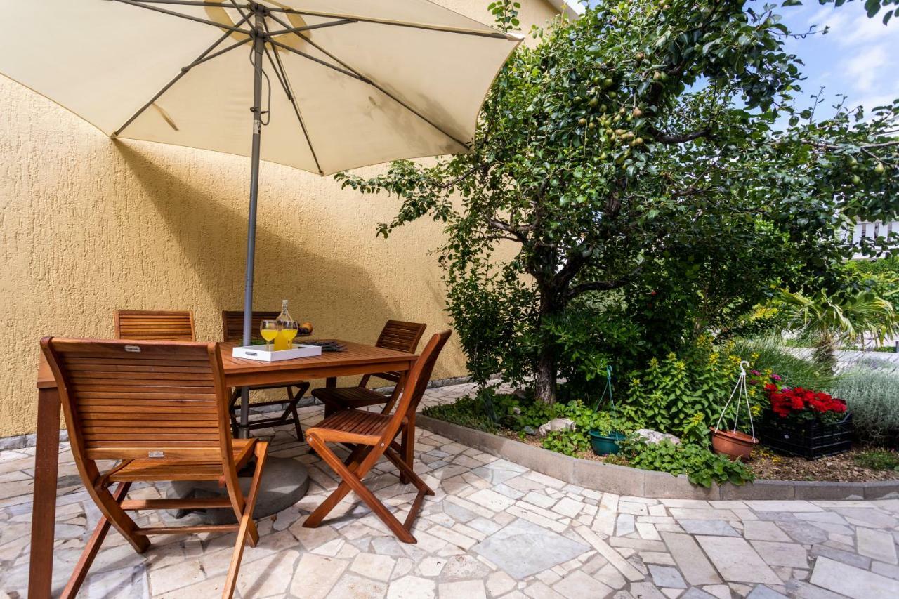 באסקה Apartments Marija מראה חיצוני תמונה